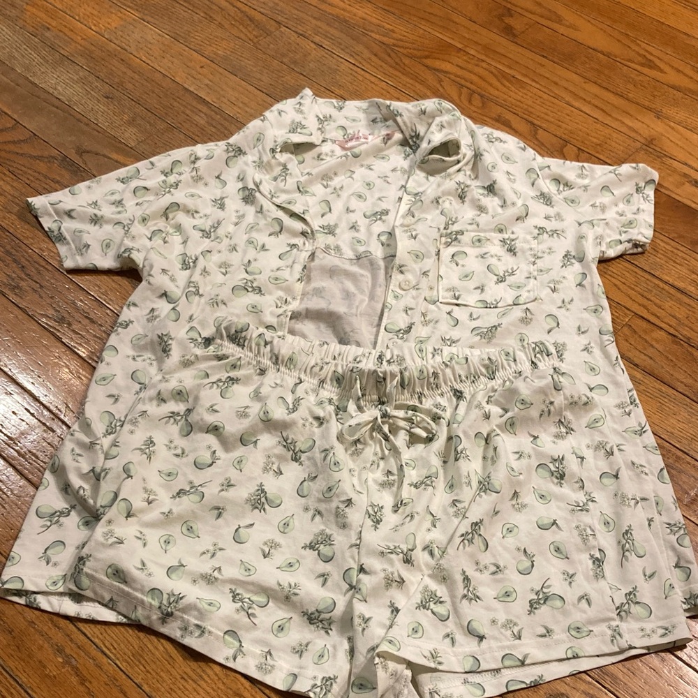 La Vie En Rose Pear print Pajama Set